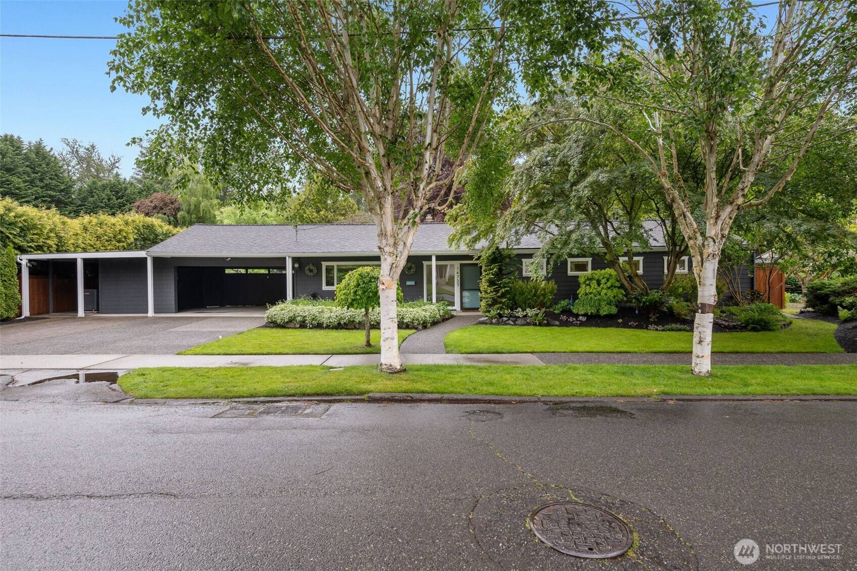 Lake Forest Park, WA 98155,16727 45th AVE NE