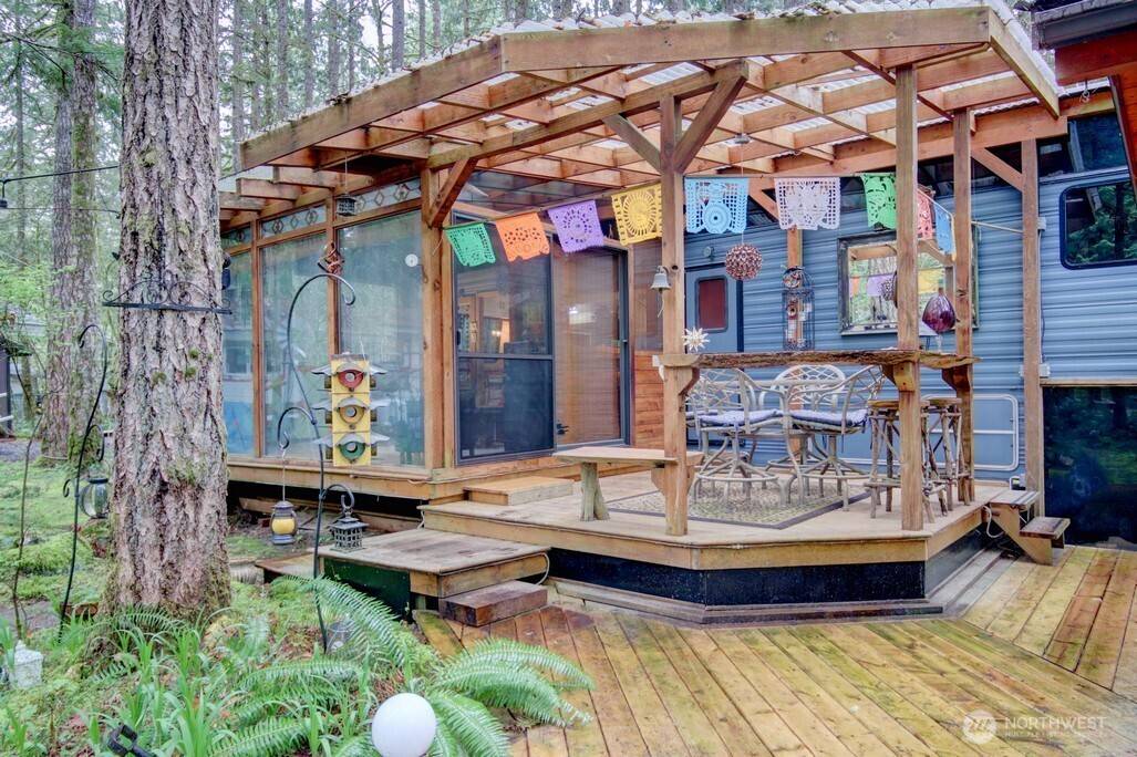 Deming, WA 98244,169 6 Chanterelle DR