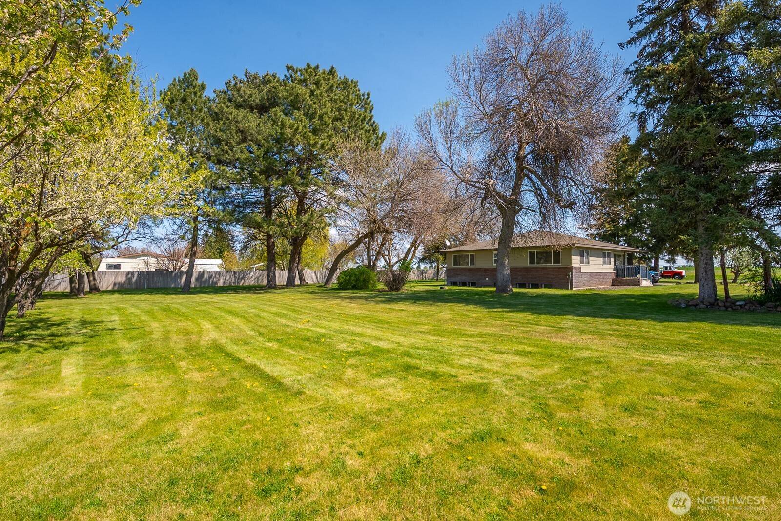 Moses Lake, WA 98837,11627 Road K NE
