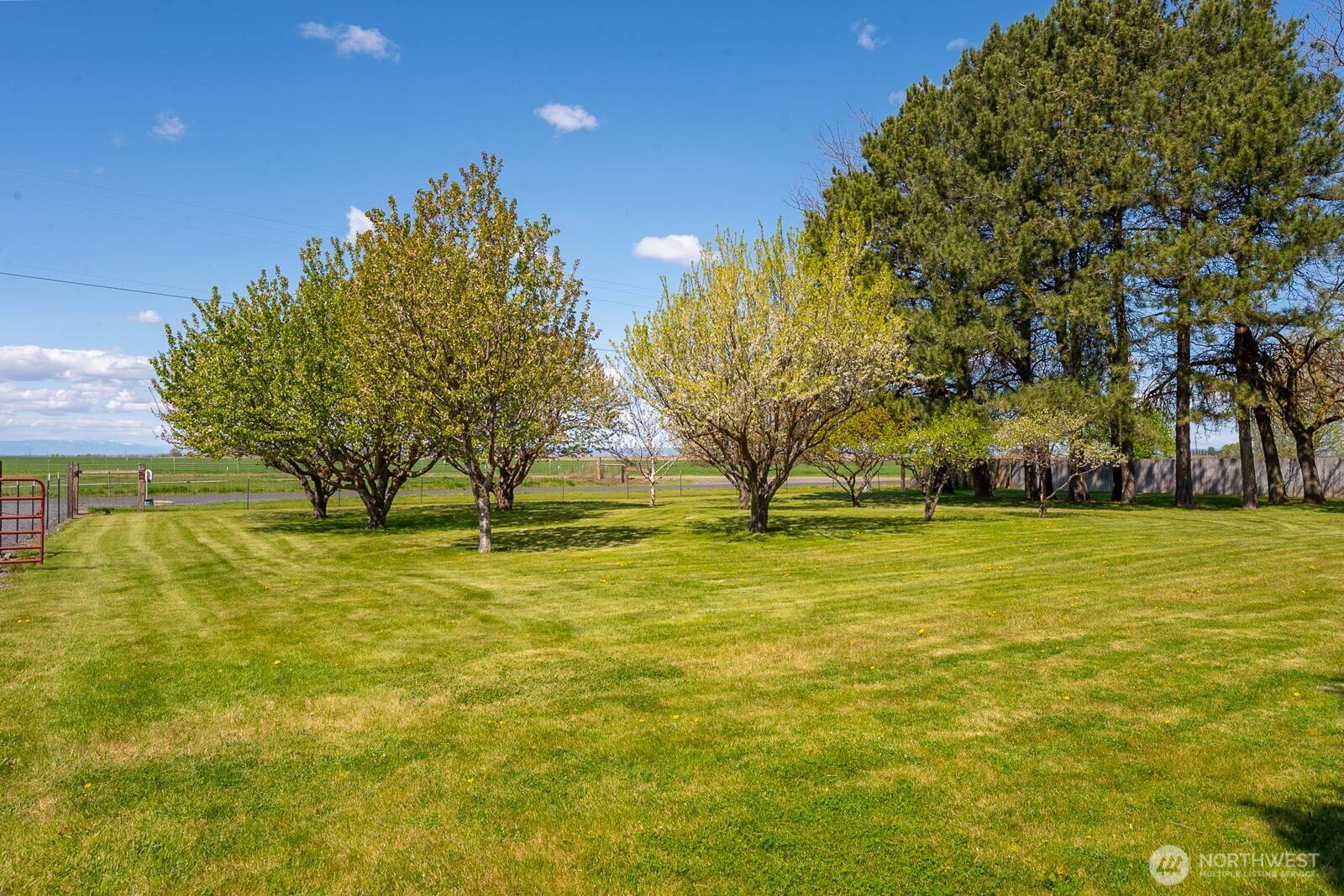 Moses Lake, WA 98837,11627 Road K NE
