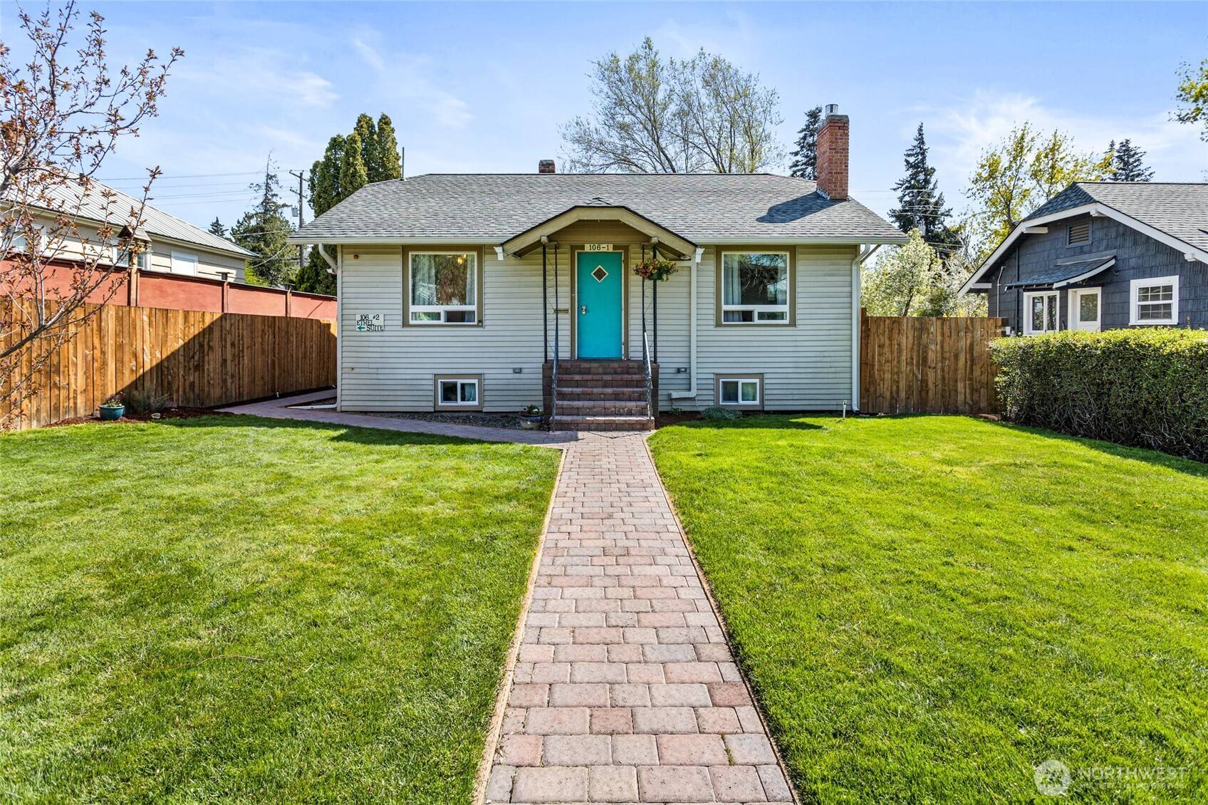 Ellensburg, WA 98926,106 W 11th AVE #1 & 2