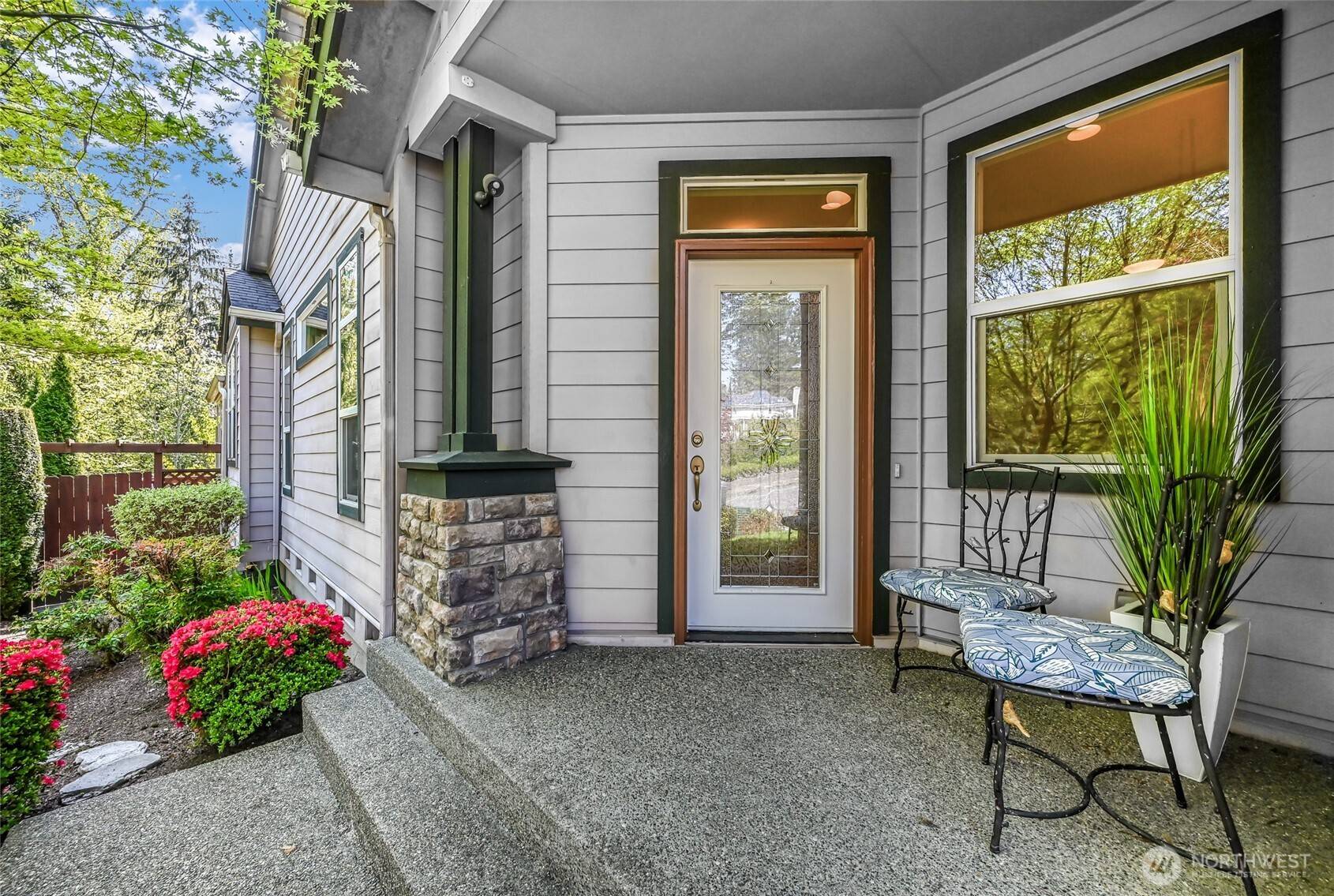 Redmond, WA 98053,13667 Morgan DR NE