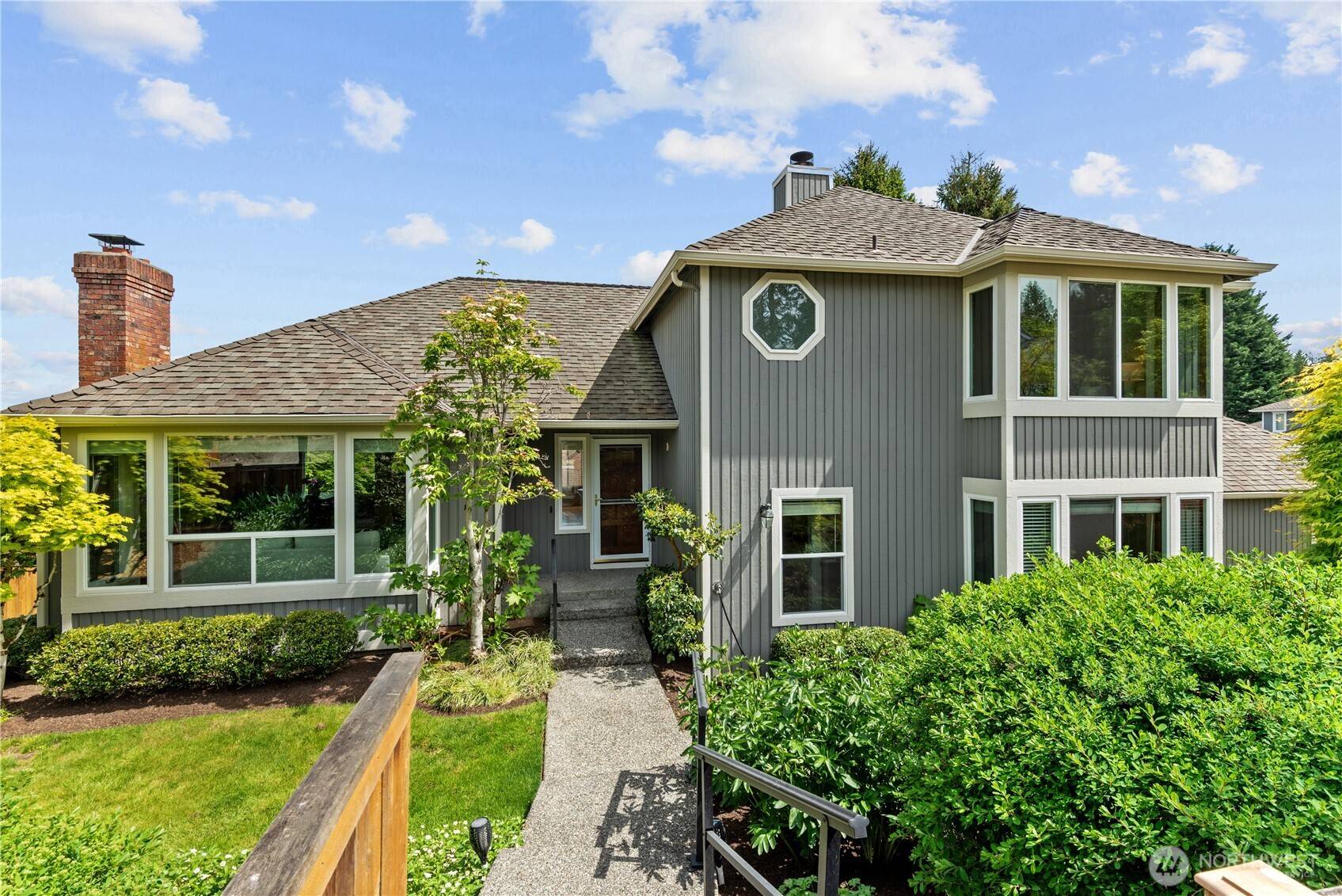 Redmond, WA 98052,15210 NE 72nd ST