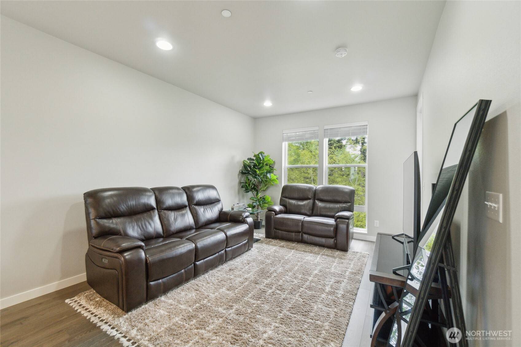 Lynnwood, WA 98087,13717 Admiralty WAY #L3