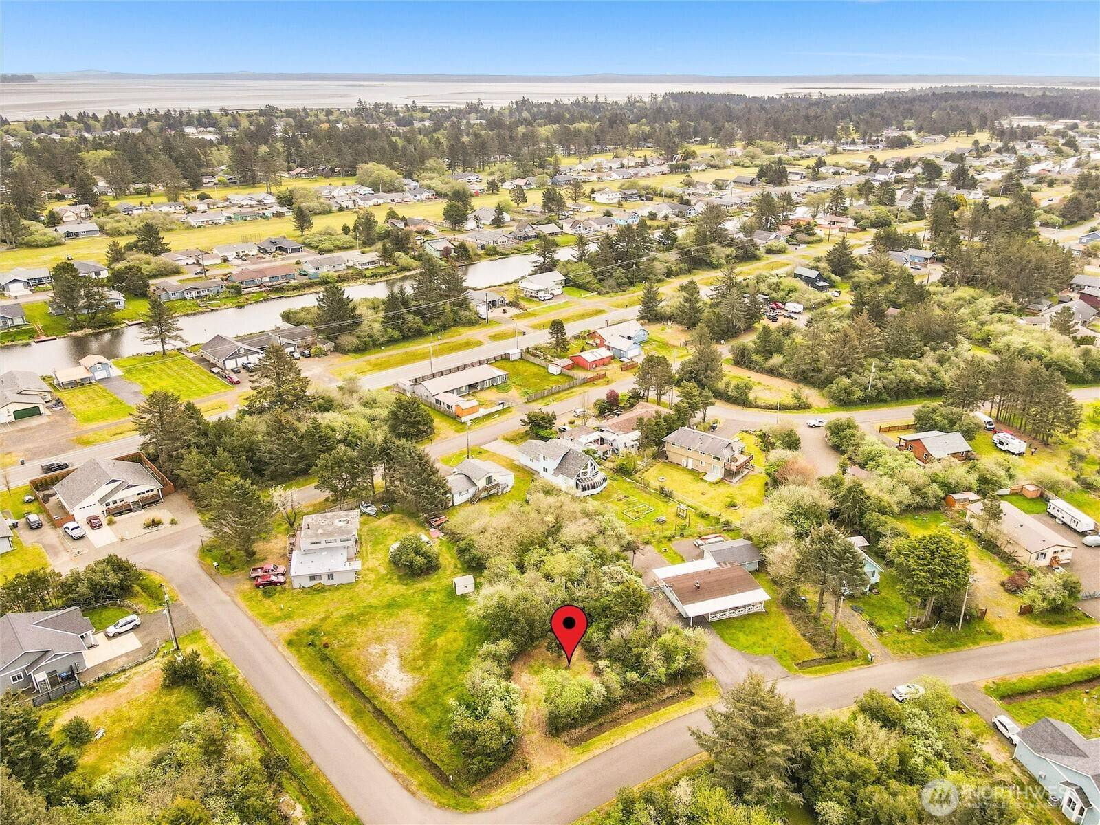 Ocean Shores, WA 98569,113 Jib ST NW