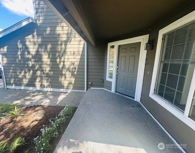 Renton, WA 98059,960 Graham AVE NE