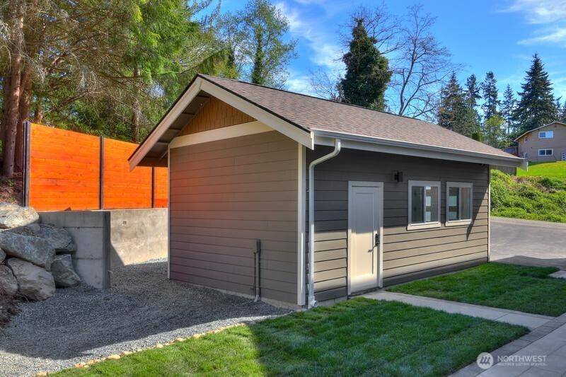 Lynnwood, WA 98037,5921 164th ST SW
