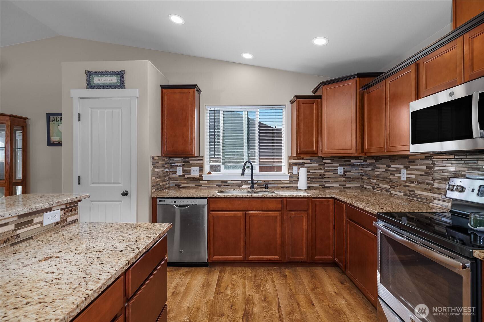 Rochester, WA 98579,9321 179th LN SW