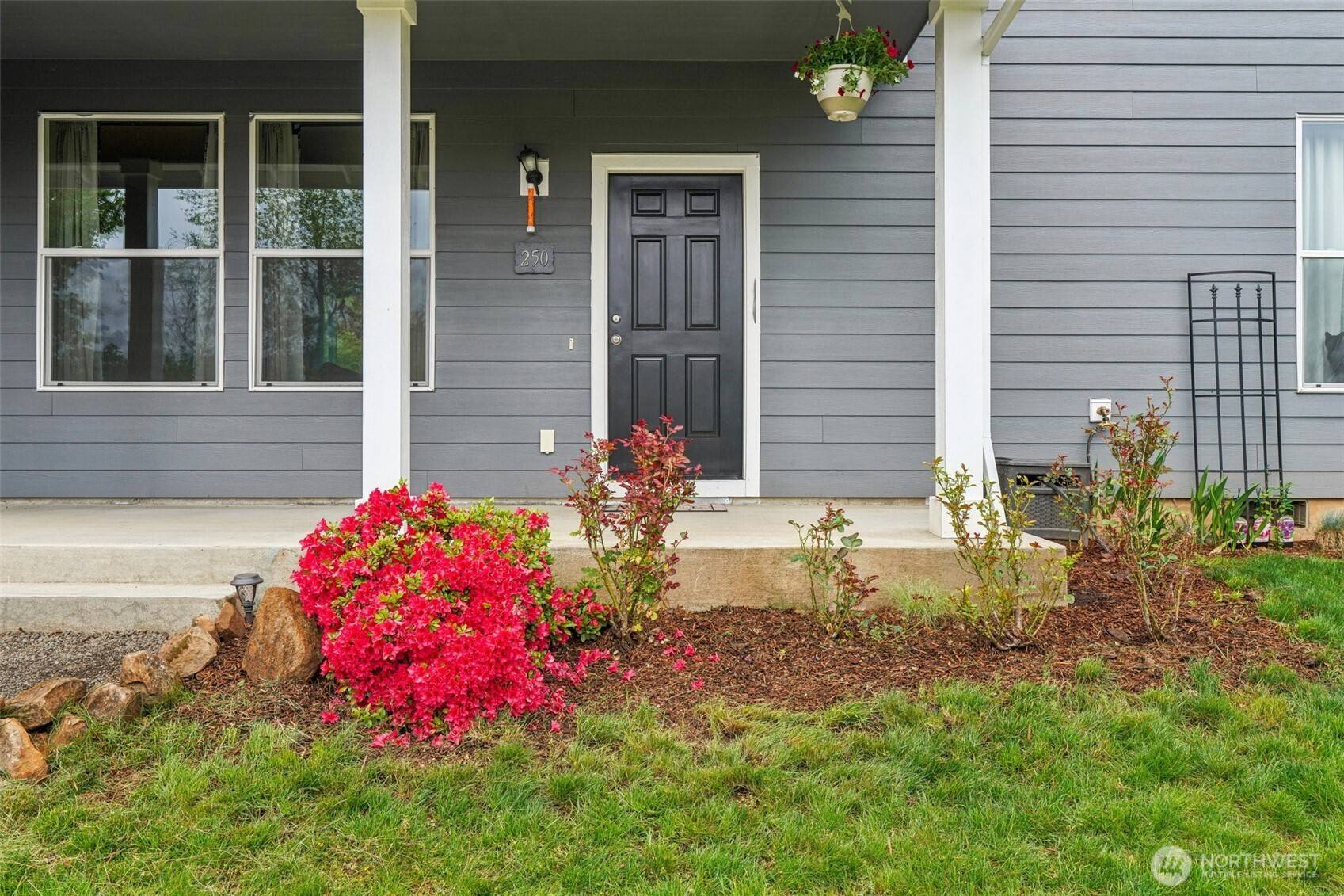 Longview, WA 98632,250 Sylvan WAY