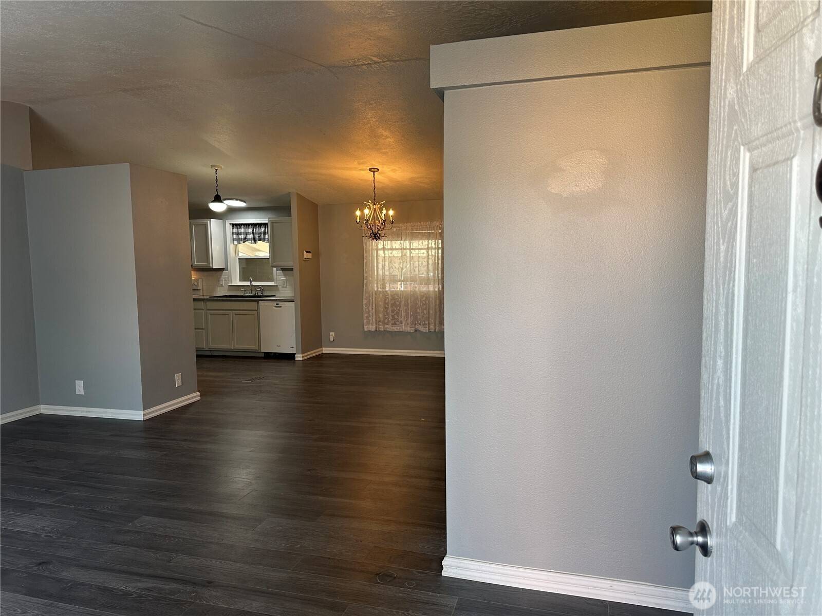 Longview, WA 98632,703 Pintail LN