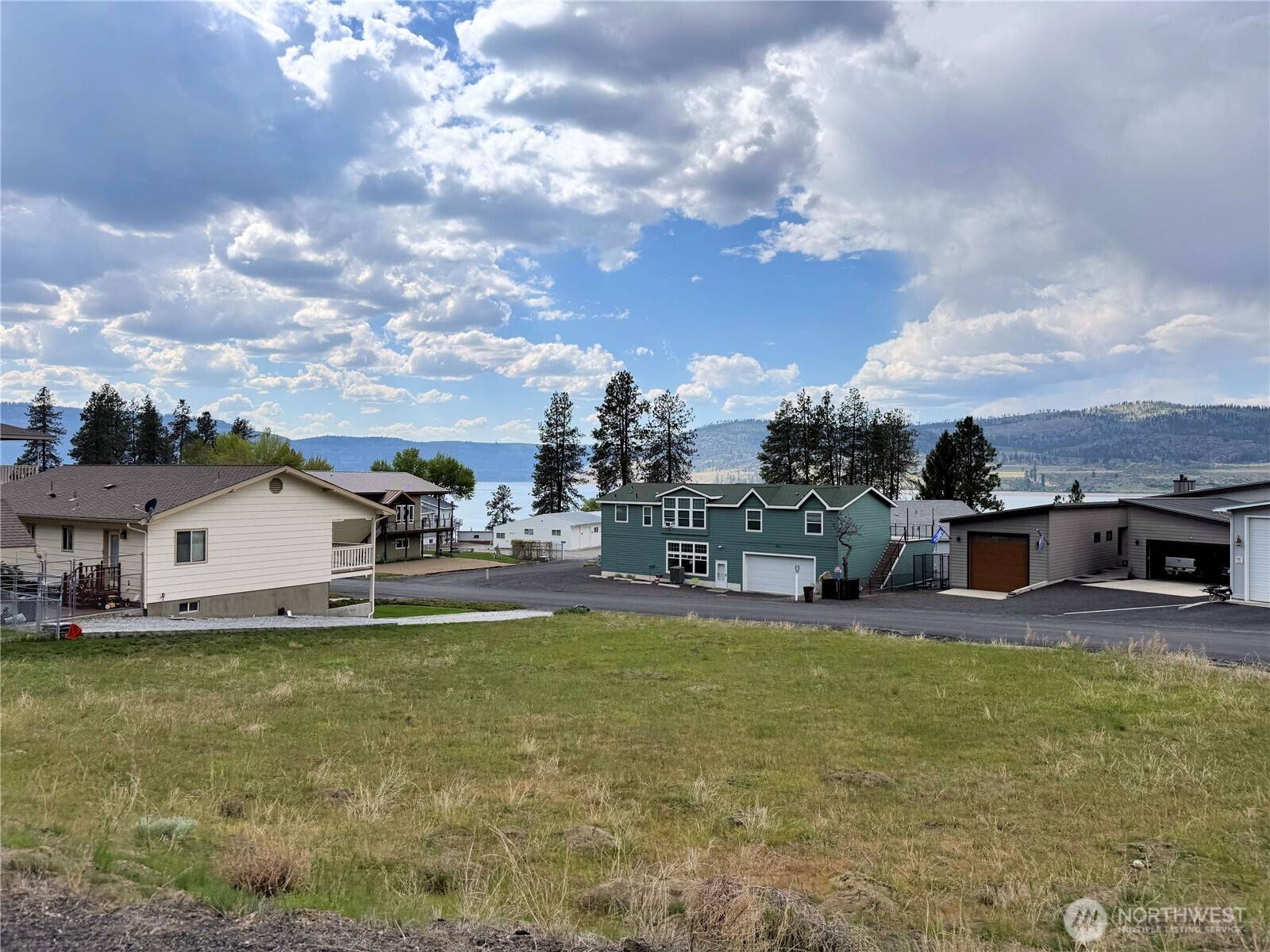 Davenport, WA 99122,3317 Roosevelt DR