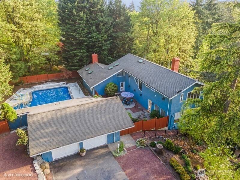 Bellevue, WA 98007,3204 142nd PL NE