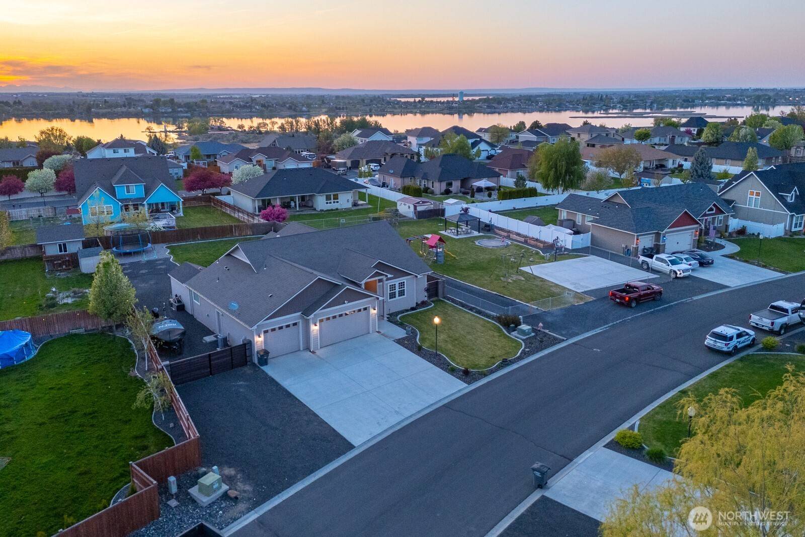Moses Lake, WA 98837,438 SE Boylson RD