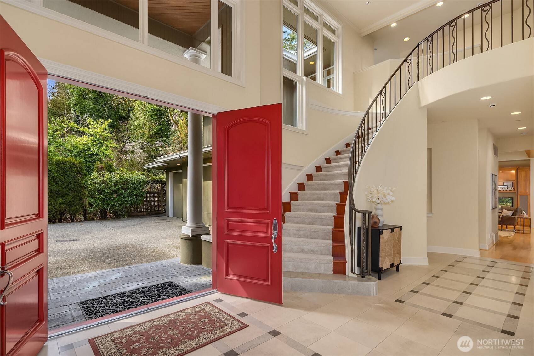 Mercer Island, WA 98040,4419 Ferncroft RD