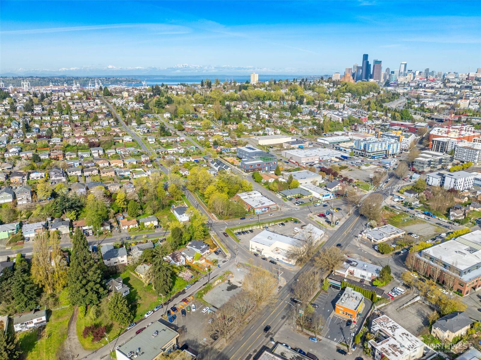 Seattle, WA 98144,2307 Rainier AVE S