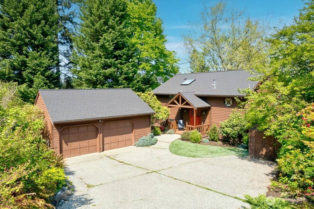 Redmond, WA 98052,16522 NE 44th WAY