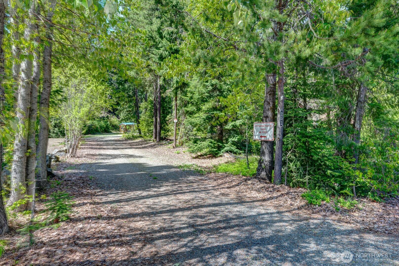 Easton, WA 98925,251 Kachess River RD