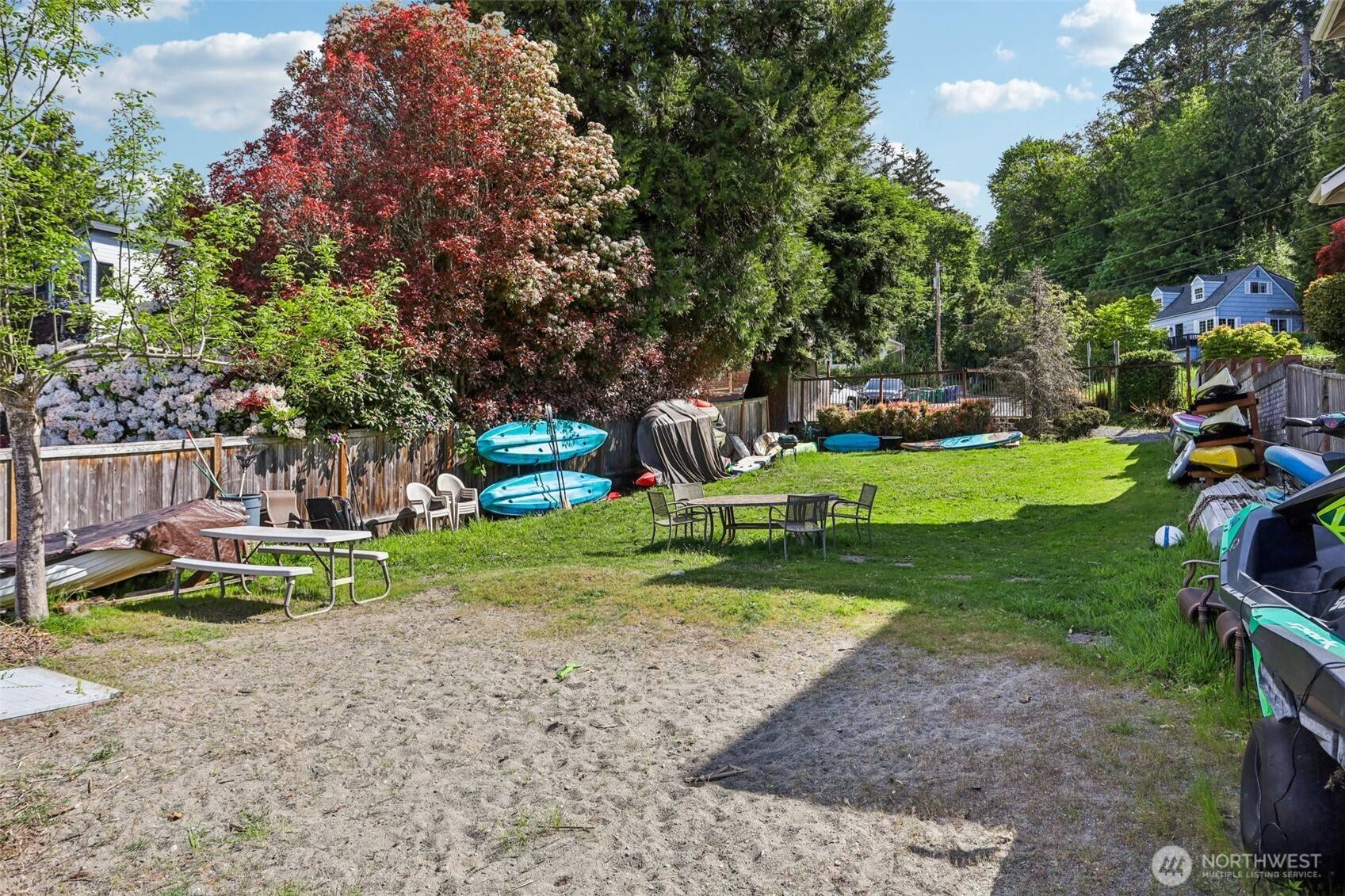 Kirkland, WA 98034,11095 Champagne Point RD NE