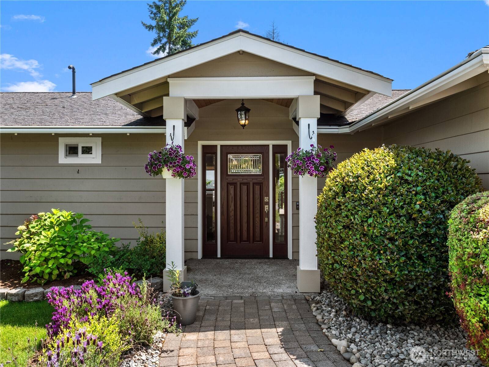 Bellevue, WA 98008,17111 NE 5th ST