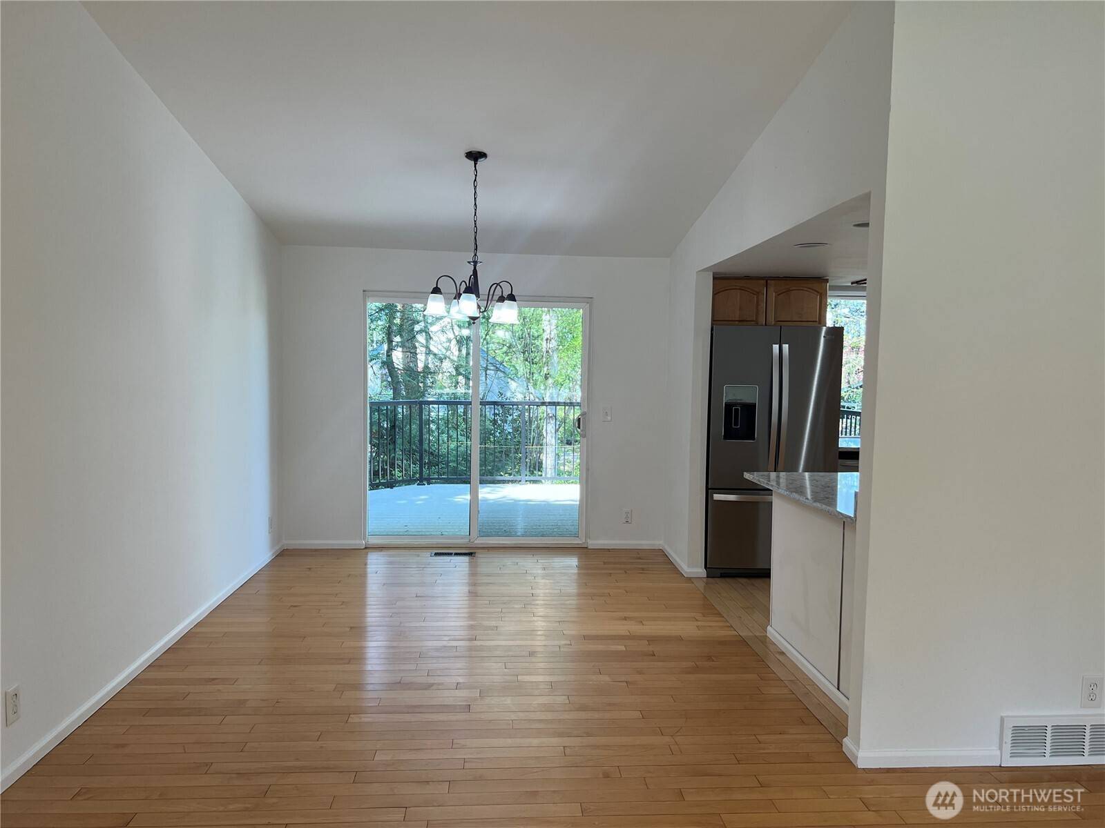 Bellevue, WA 98008,3524 170th AVE NE