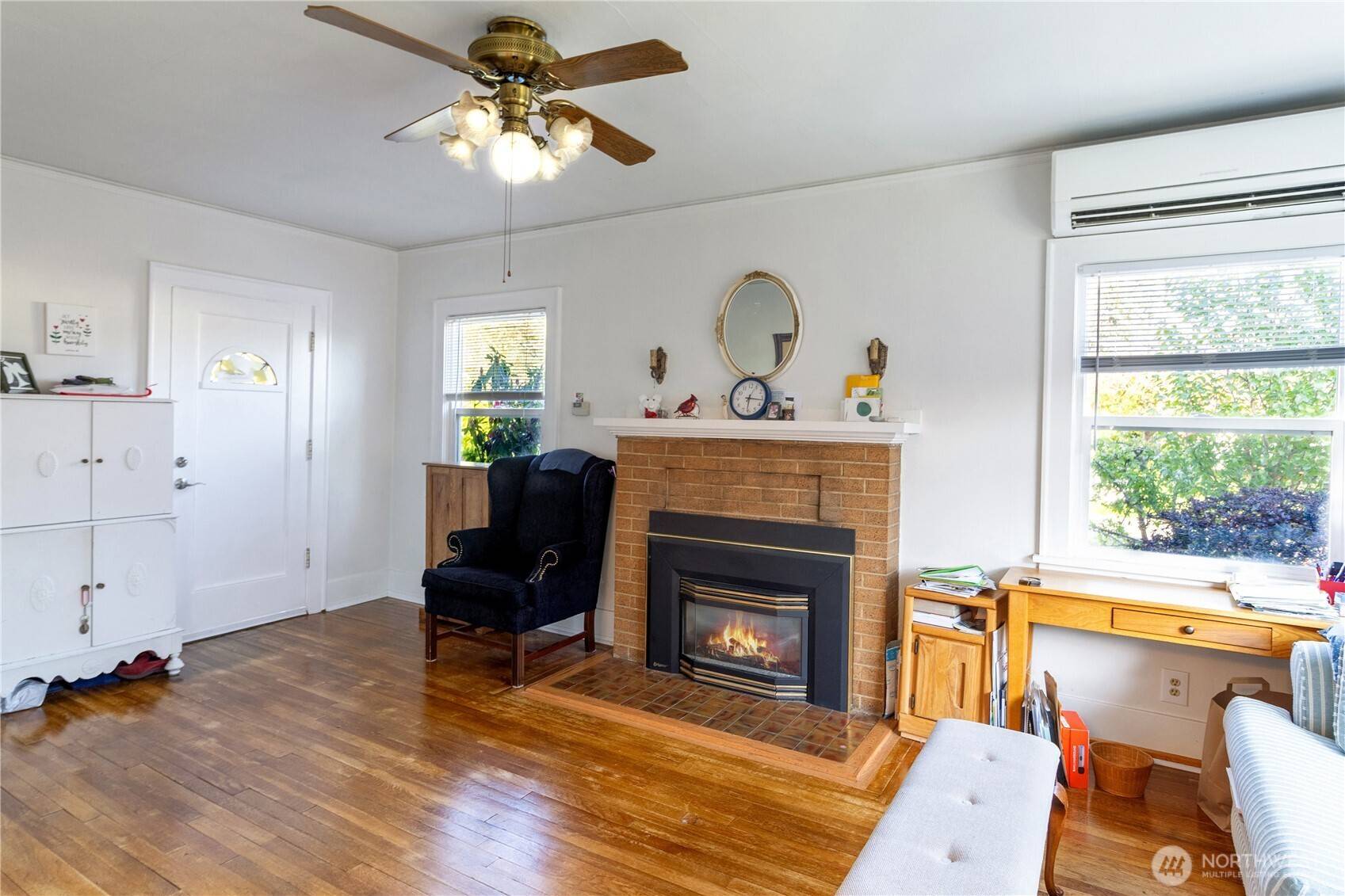 Bellingham, WA 98225,2717 Walnut ST