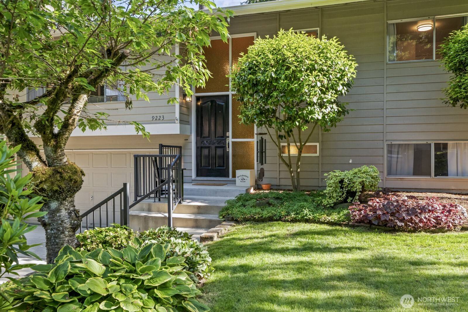 Kirkland, WA 98034,9223 NE 133rd ST