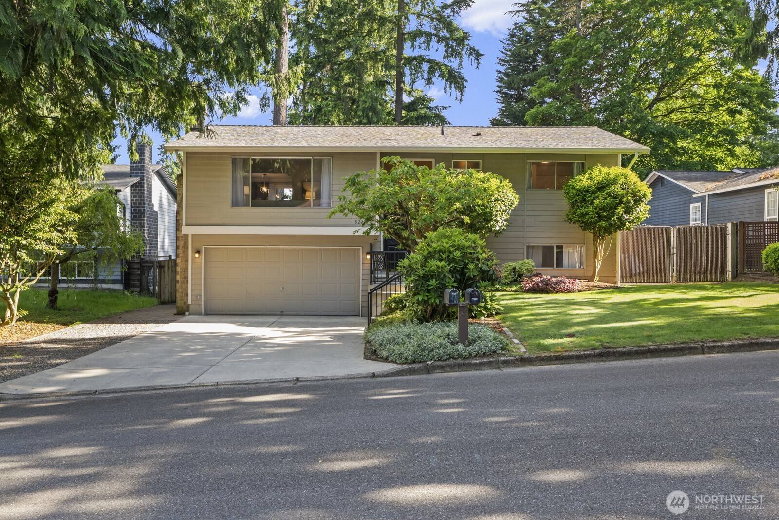Kirkland, WA 98034,9223 NE 133rd ST