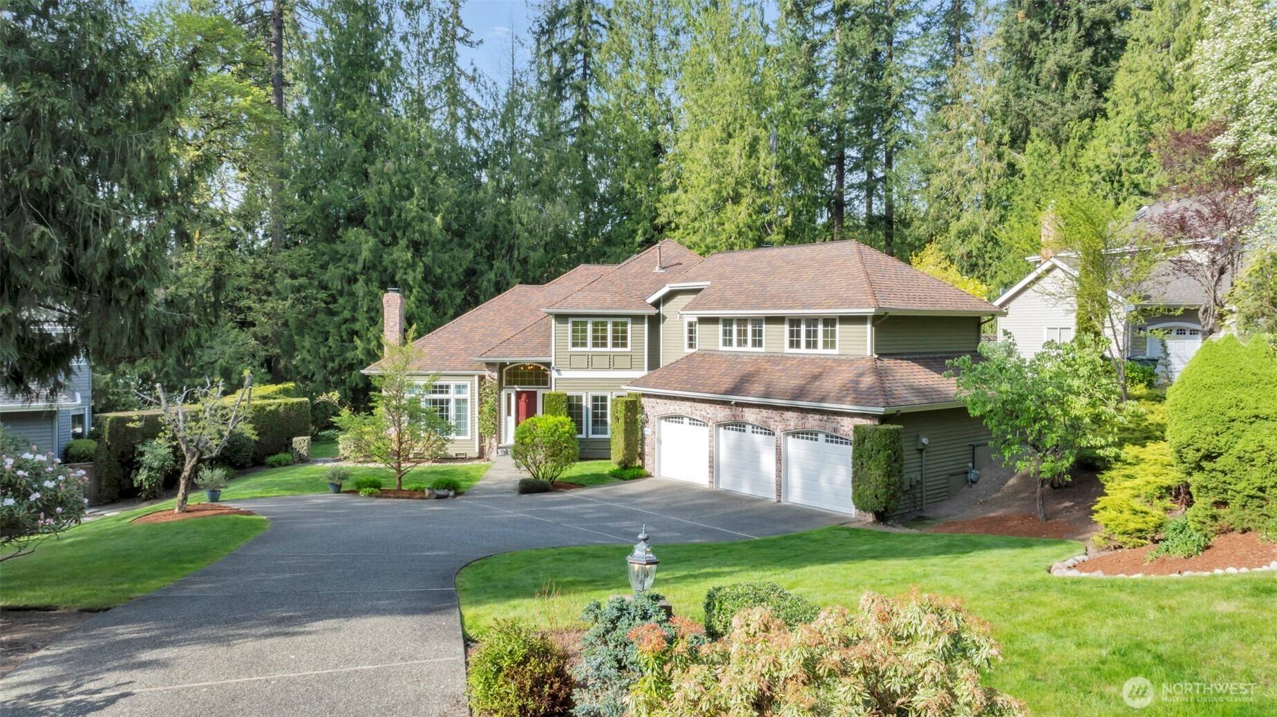 Sammamish, WA 98074,24212 NE 30th PL
