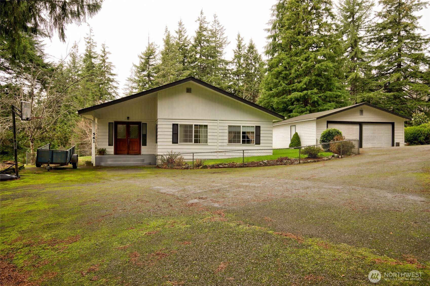 Hoquiam, WA 98550,561 Ocean Beach RD