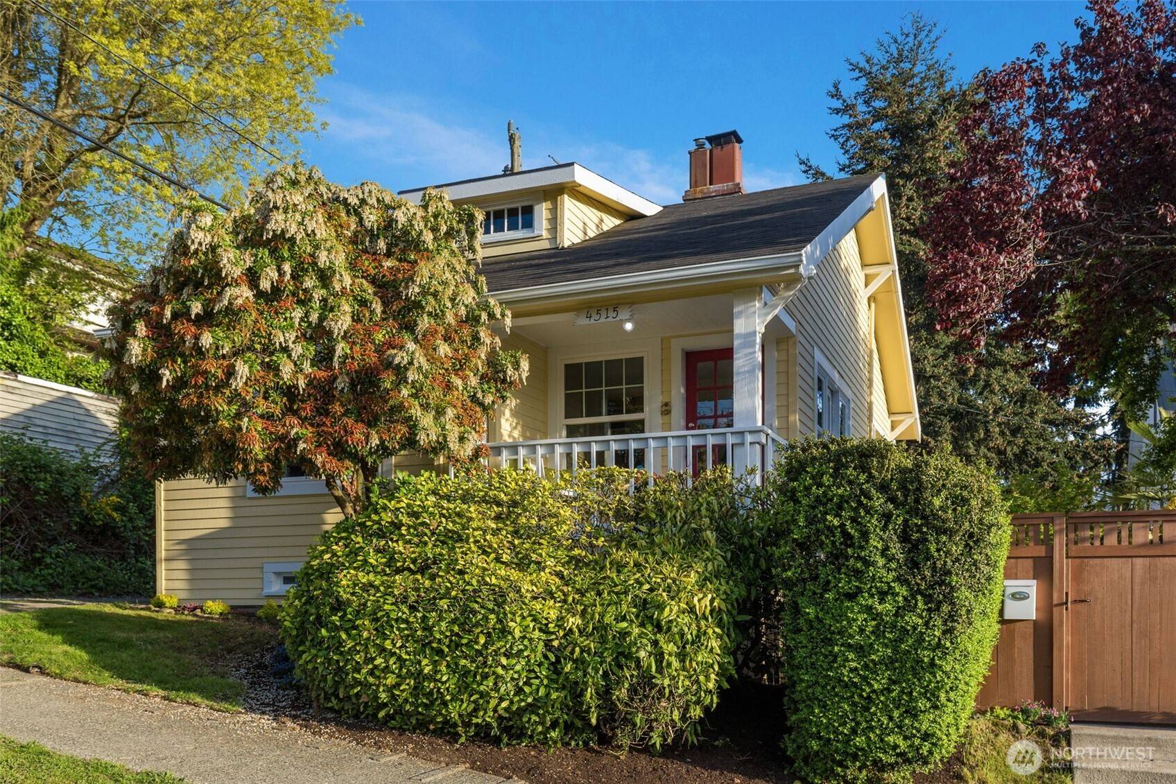 Seattle, WA 98116,4515 SW Alaska ST