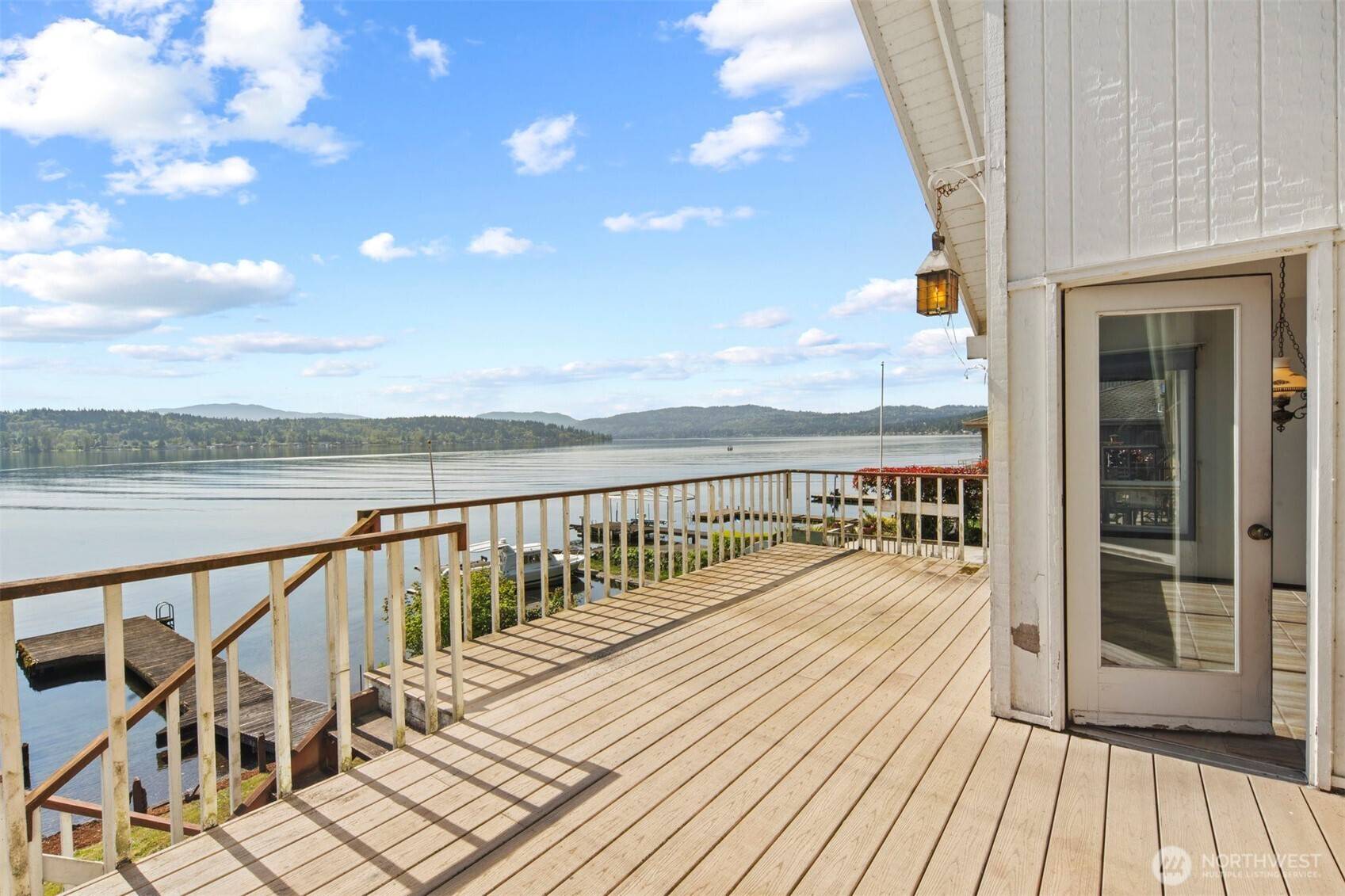 Bellevue, WA 98008,1308 W Lake Sammamish Pkwy NE