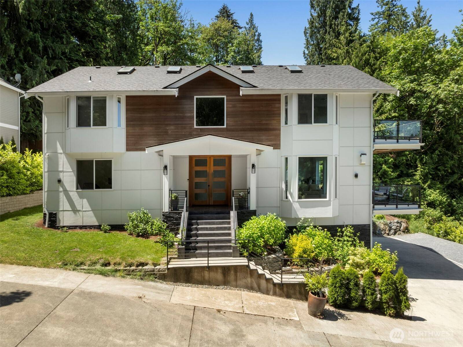 Kenmore, WA 98028,16831 84th LN NE
