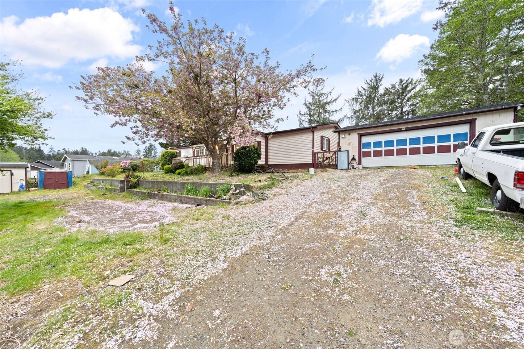 Ocean Park, WA 98640,28705 Y LN