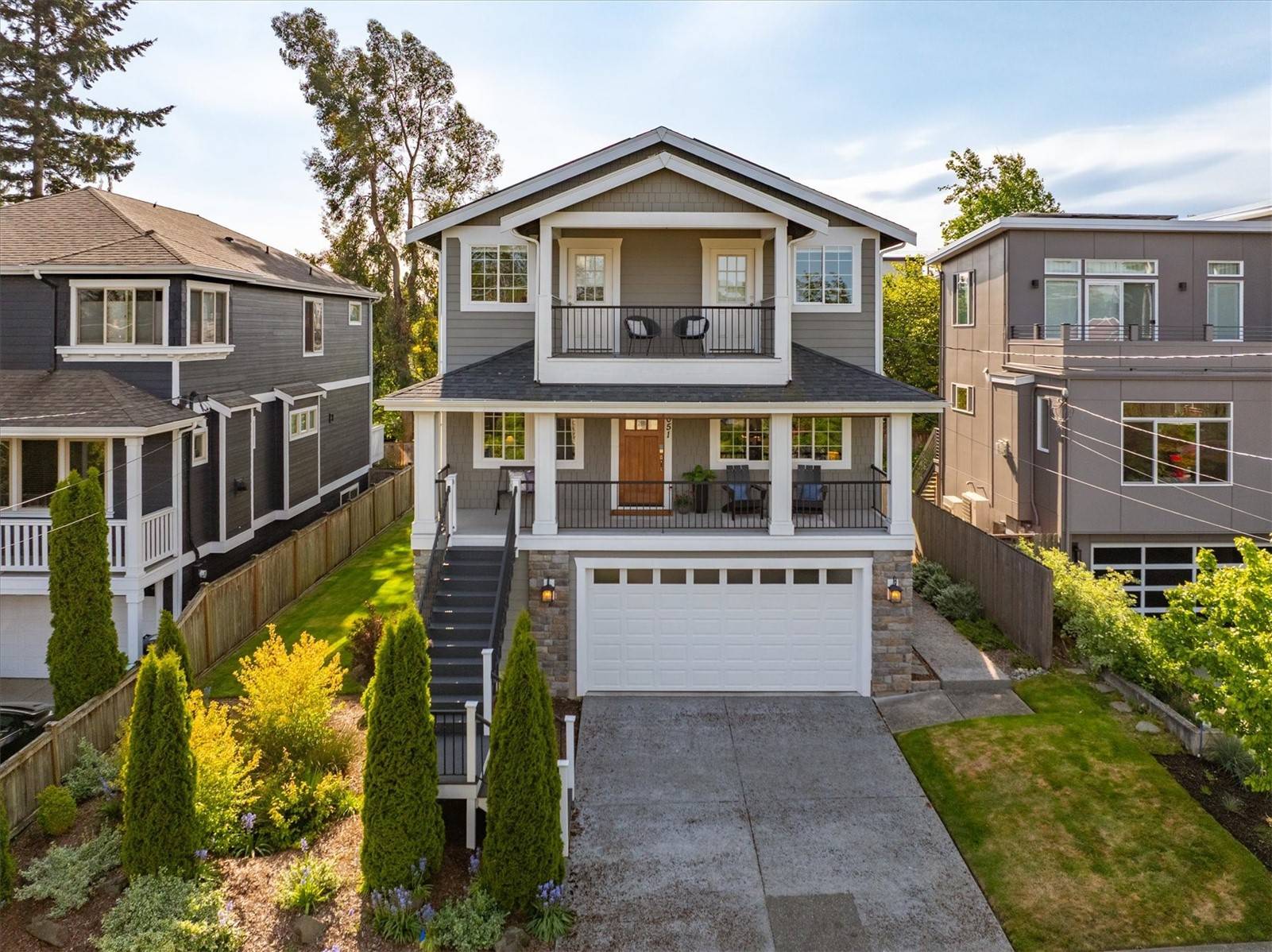 Seattle, WA 98117,7051 Alonzo AVE NW