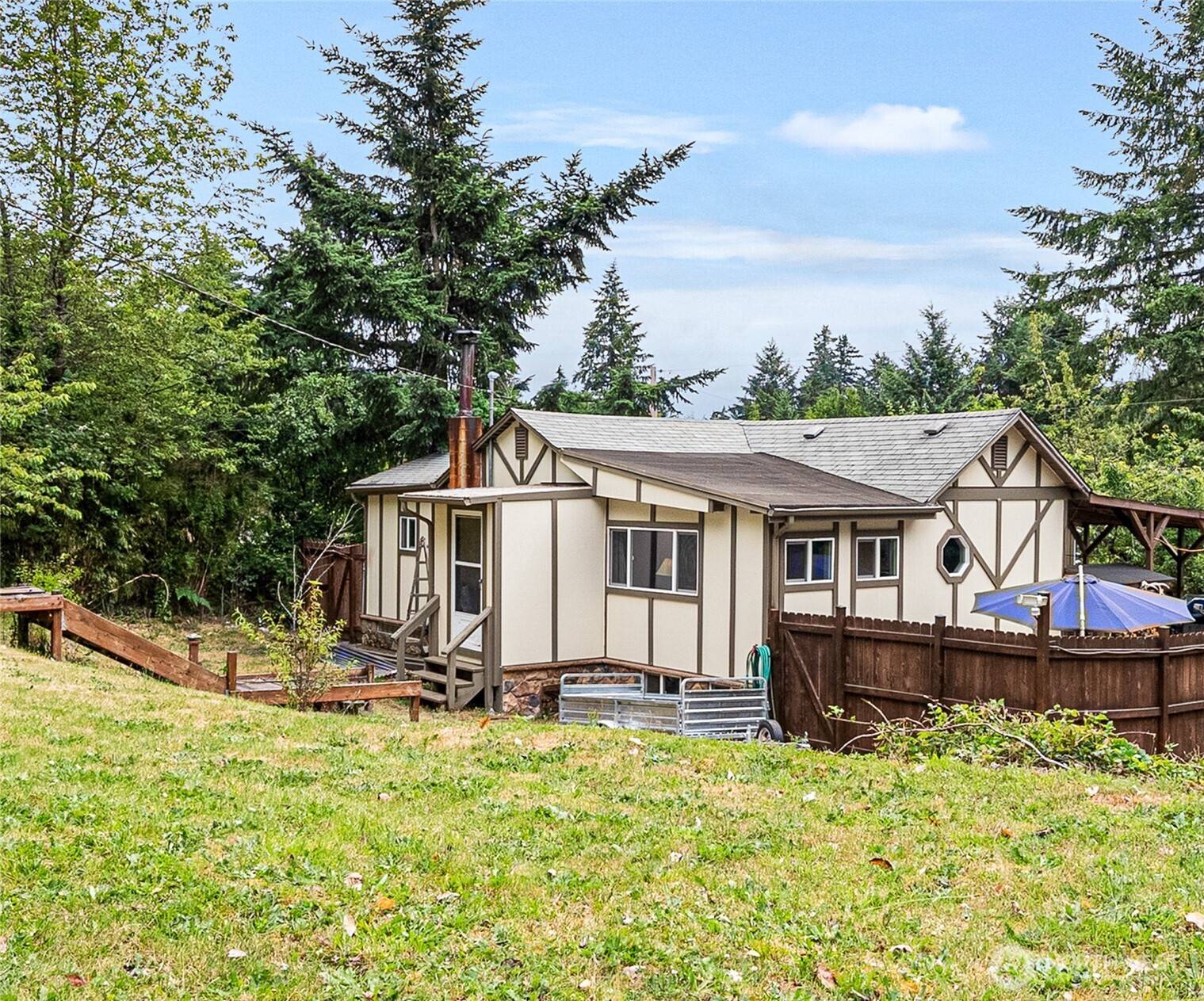 Bremerton, WA 98310,4403 Perry AVE NE