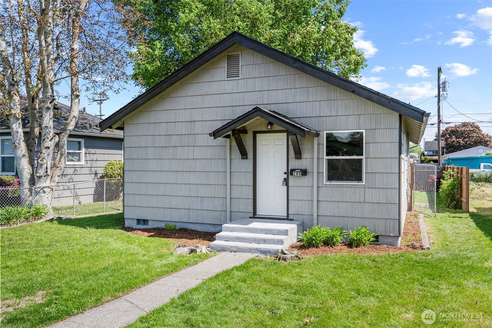 Longview, WA 98632,288 27th AVE