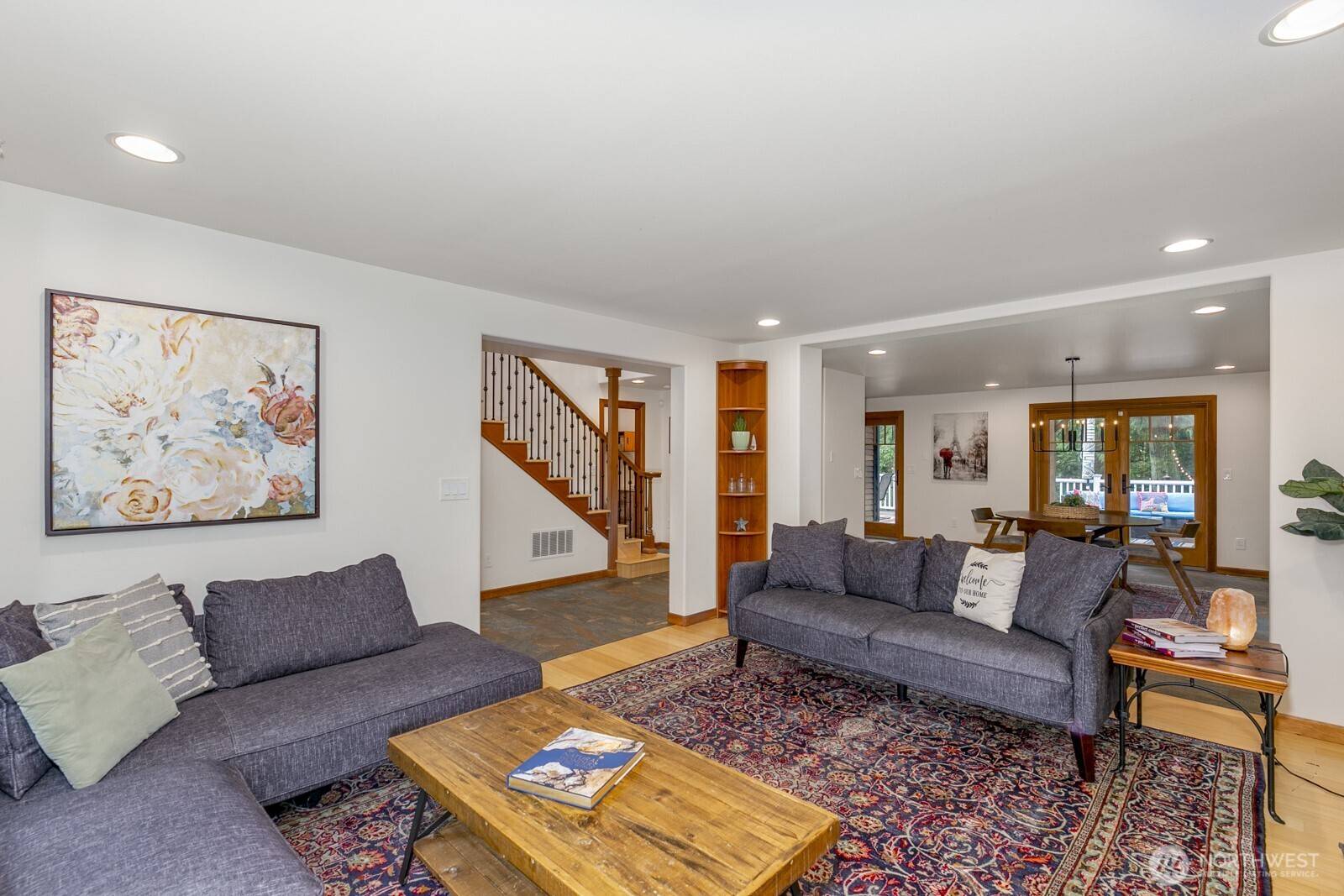 Edmonds, WA 98026,13302 48th PL W