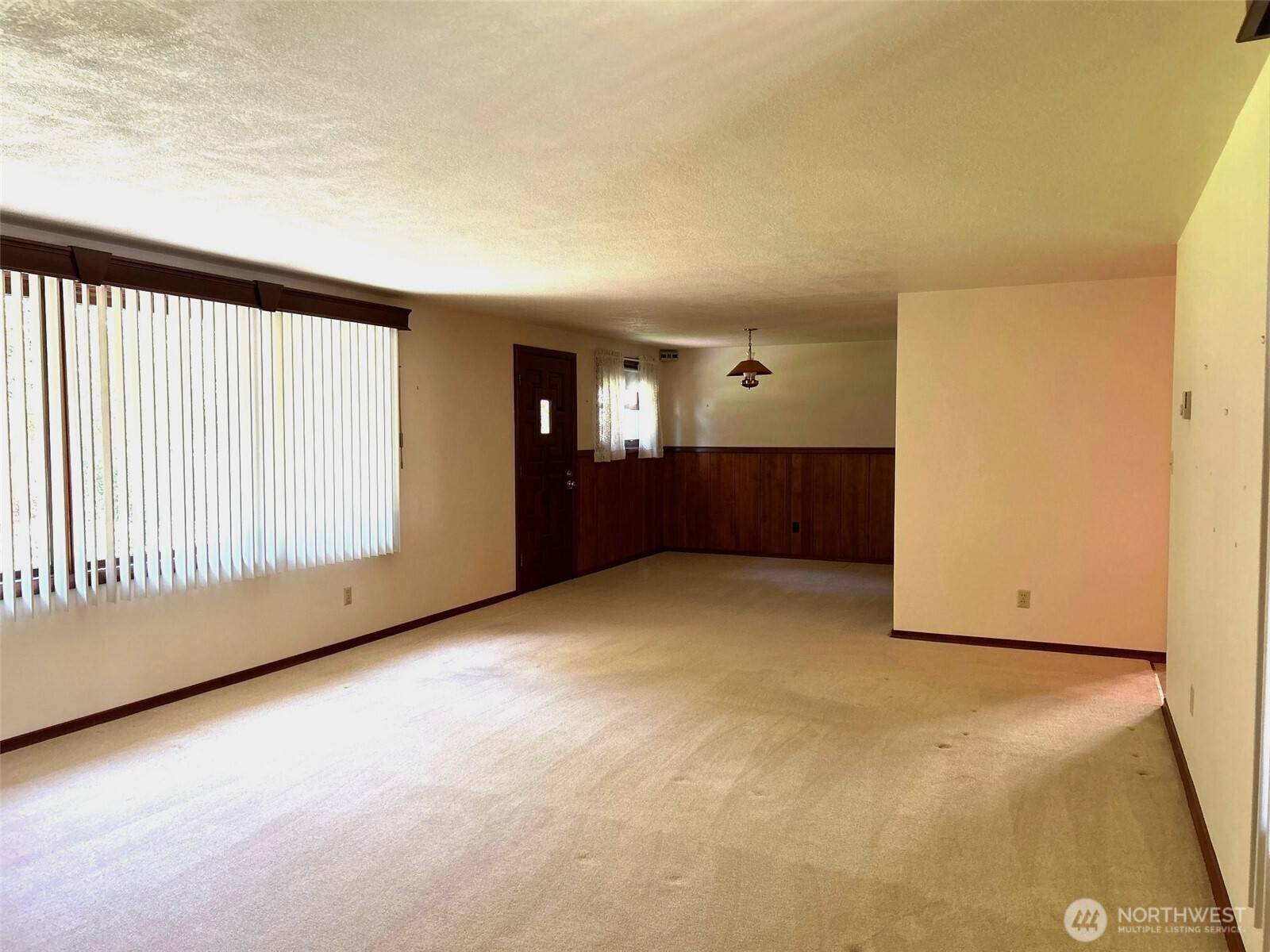 Longview, WA 98632,3017 Ammons DR