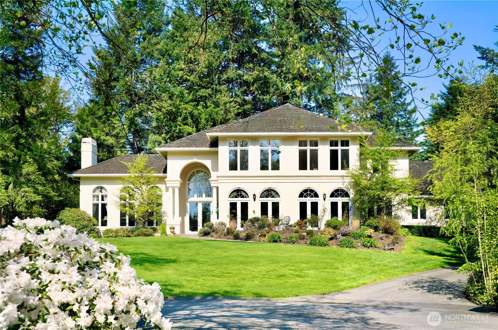 Bellevue, WA 98005,13646 NE 37th PL