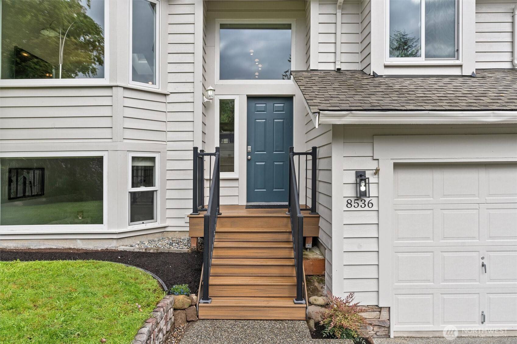 Kirkland, WA 98034,8536 NE 142nd ST