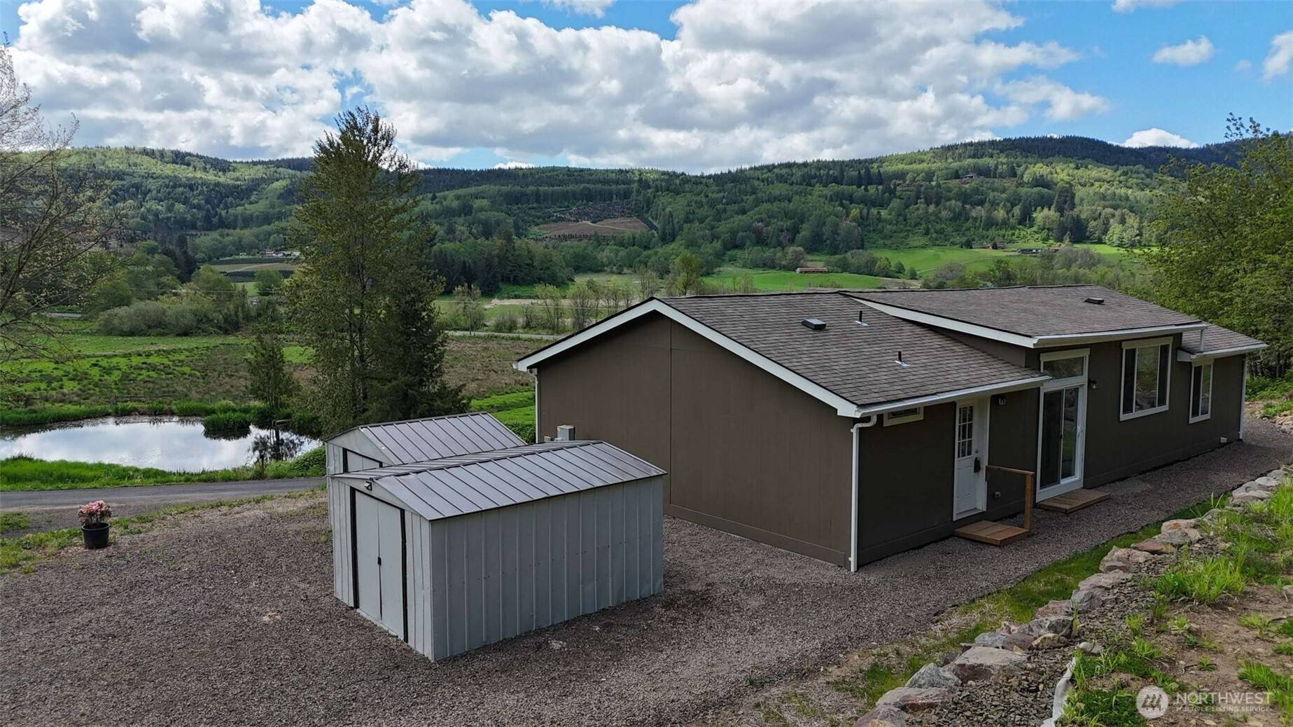 Mossyrock, WA 98564,269 Jarvis RD