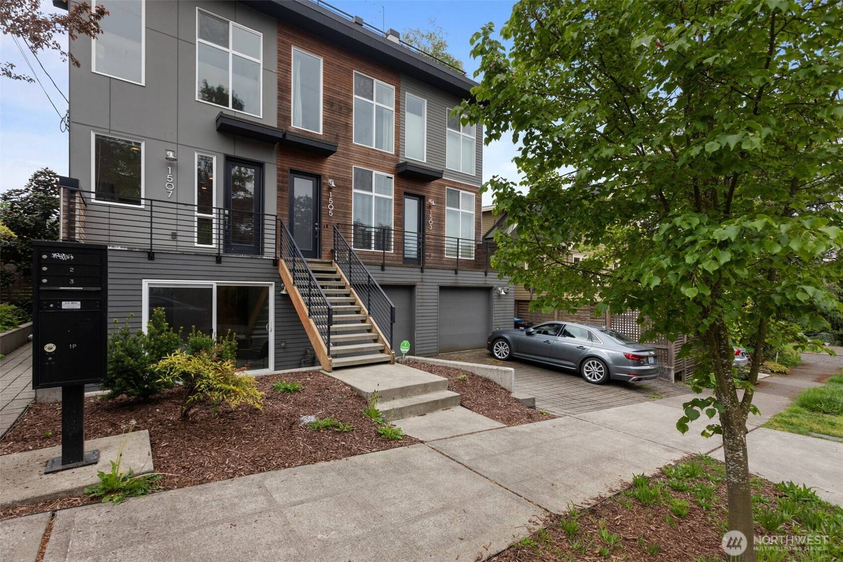Seattle, WA 98122,1507 E Spruce ST
