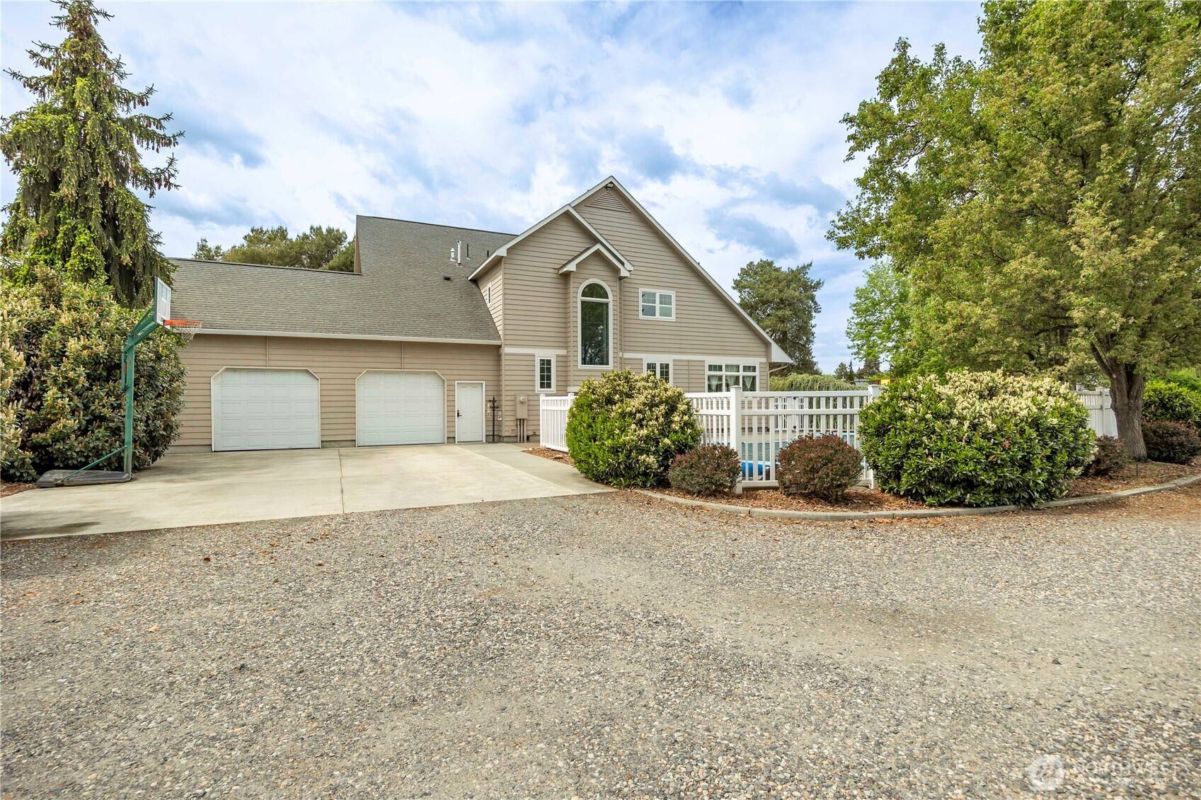 Pasco, WA 99301,8620 W Richardson RD