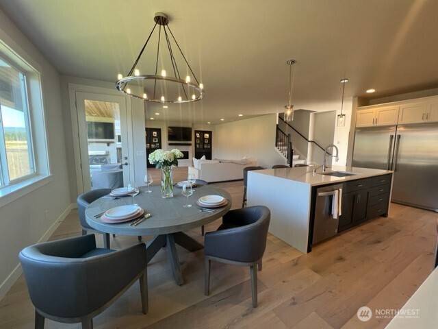 Black Diamond, WA 98010,22950 SE Evergreen ST