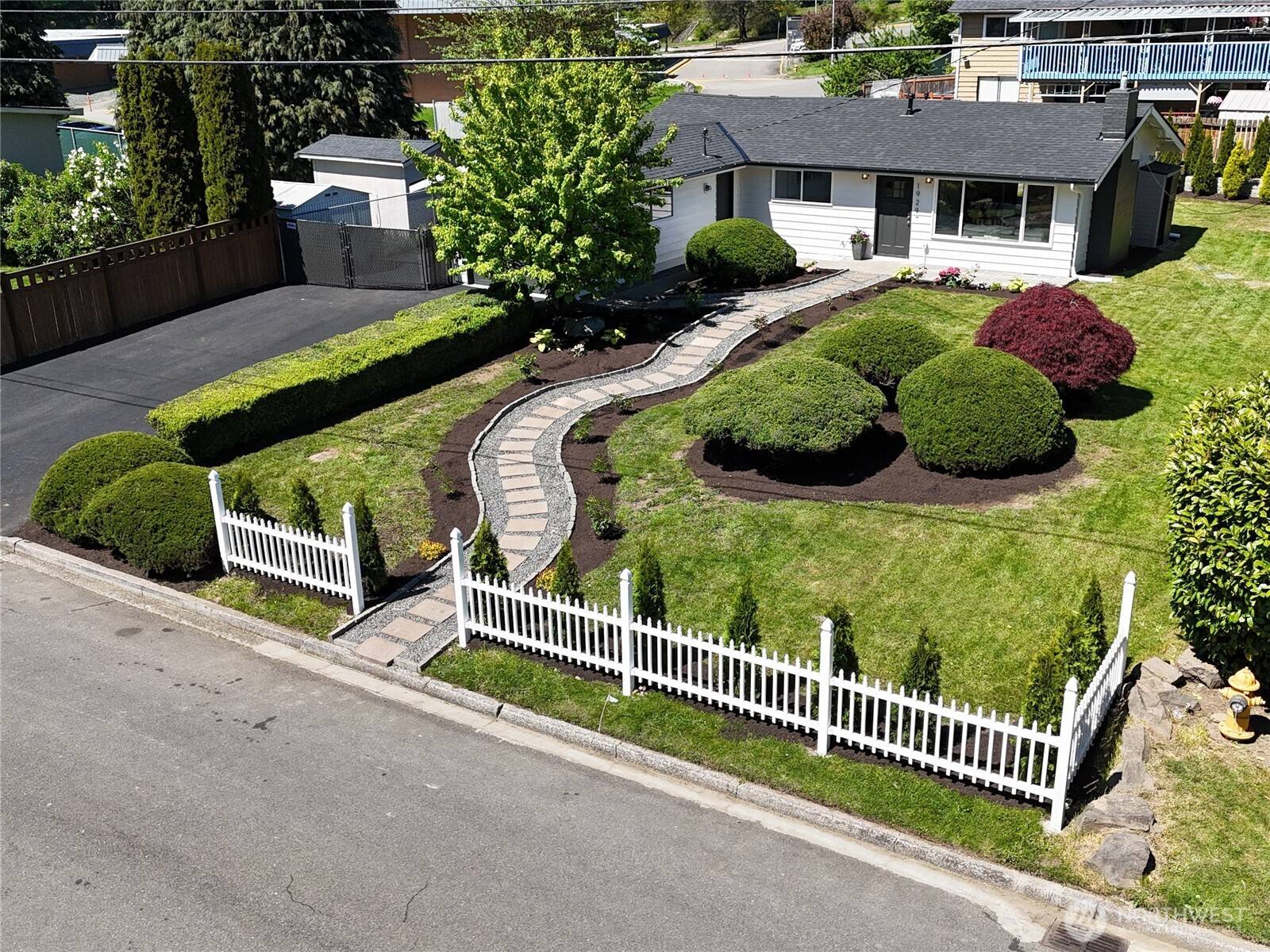Lynnwood, WA 98036,1929 201st PL SW