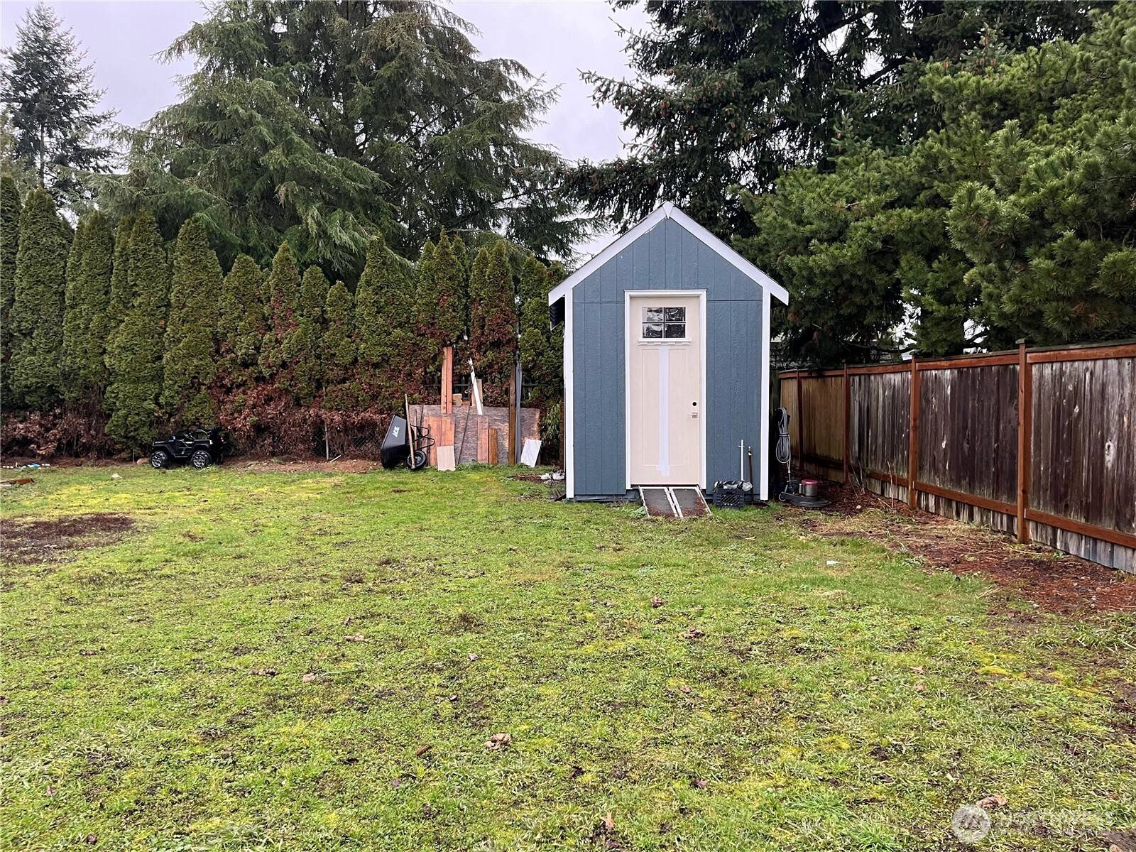 Everett, WA 98203,7826 Rainier DR #B