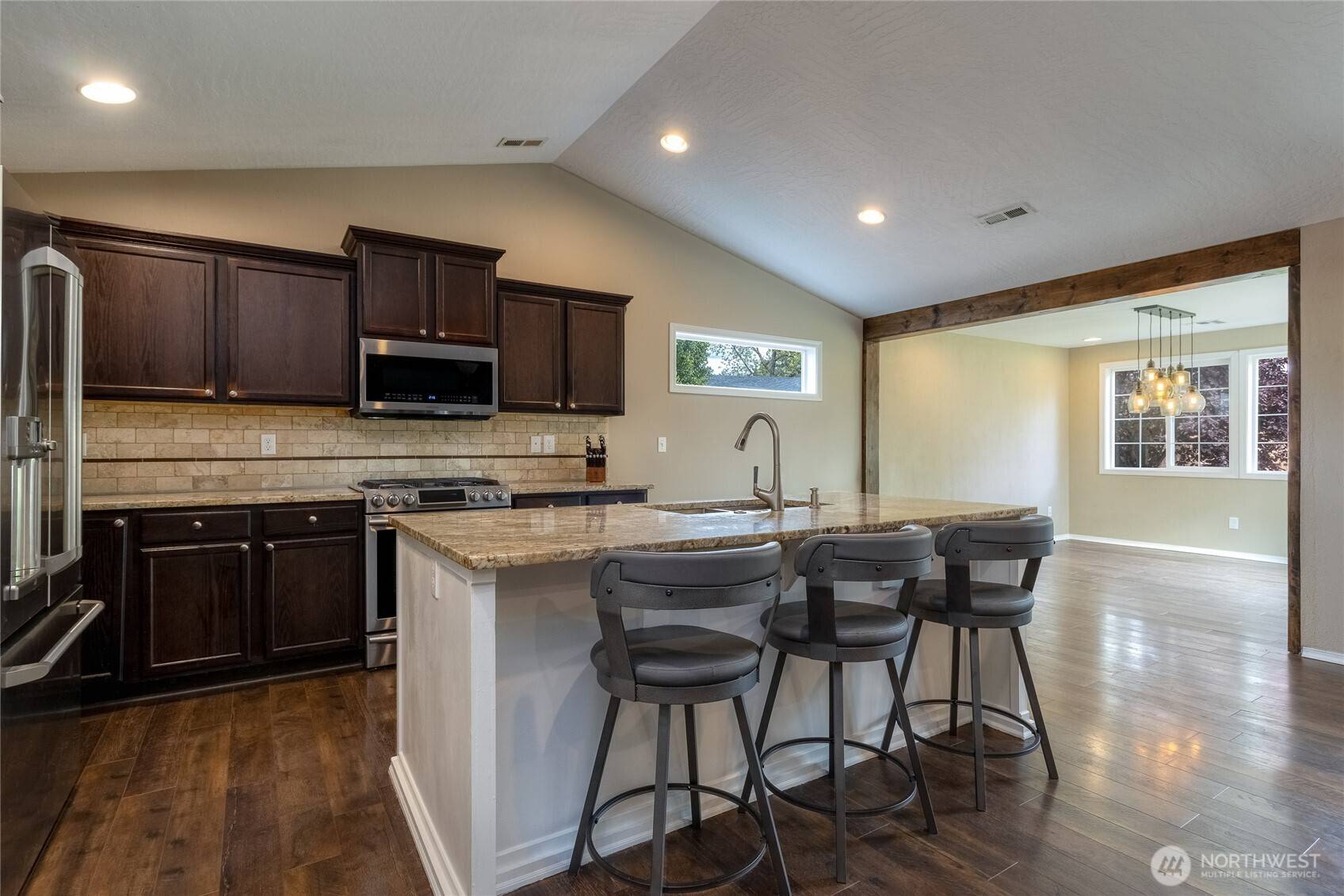 College Place, WA 99324,301 NE Danner LN