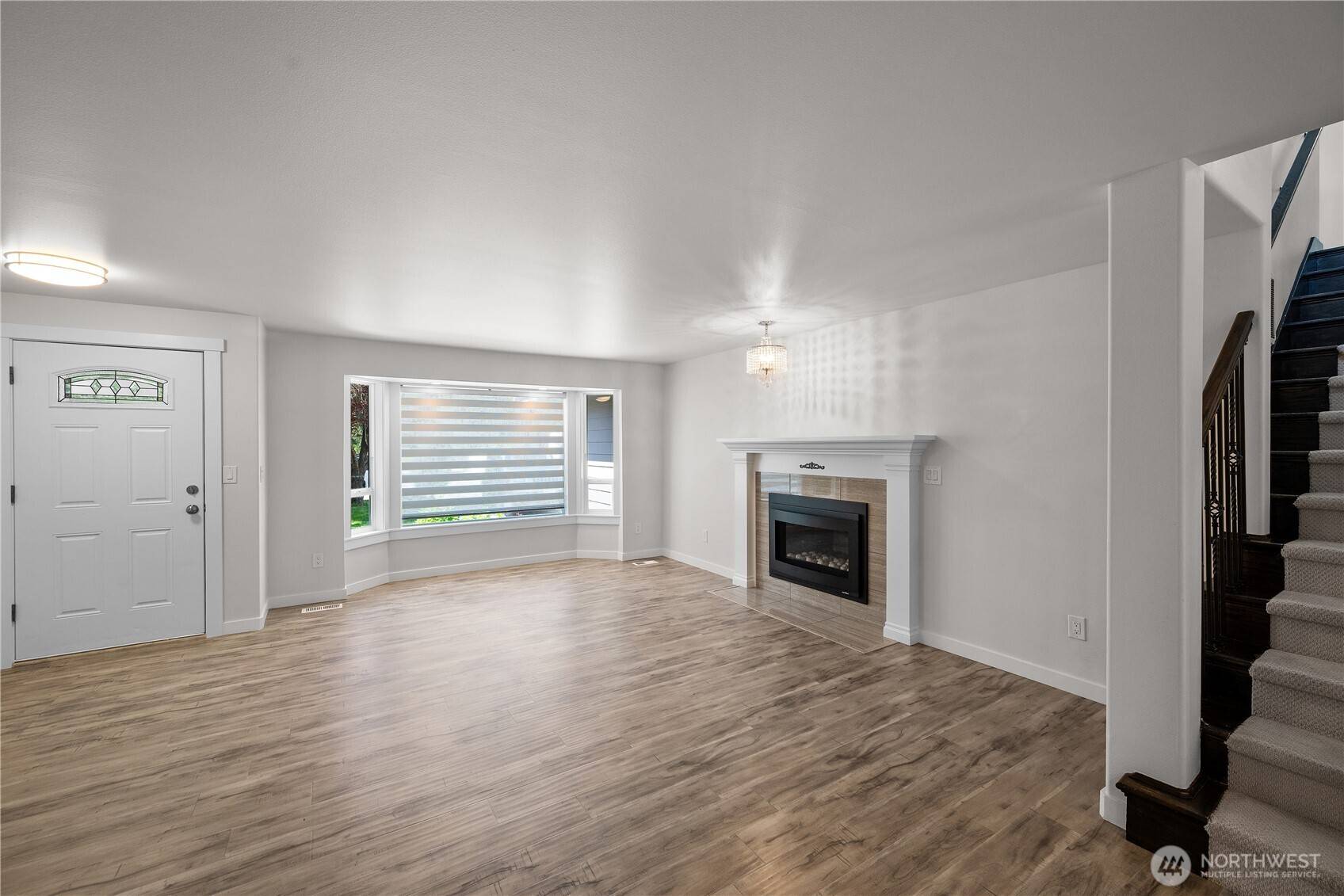 Federal Way, WA 98003,37724 26th DR S