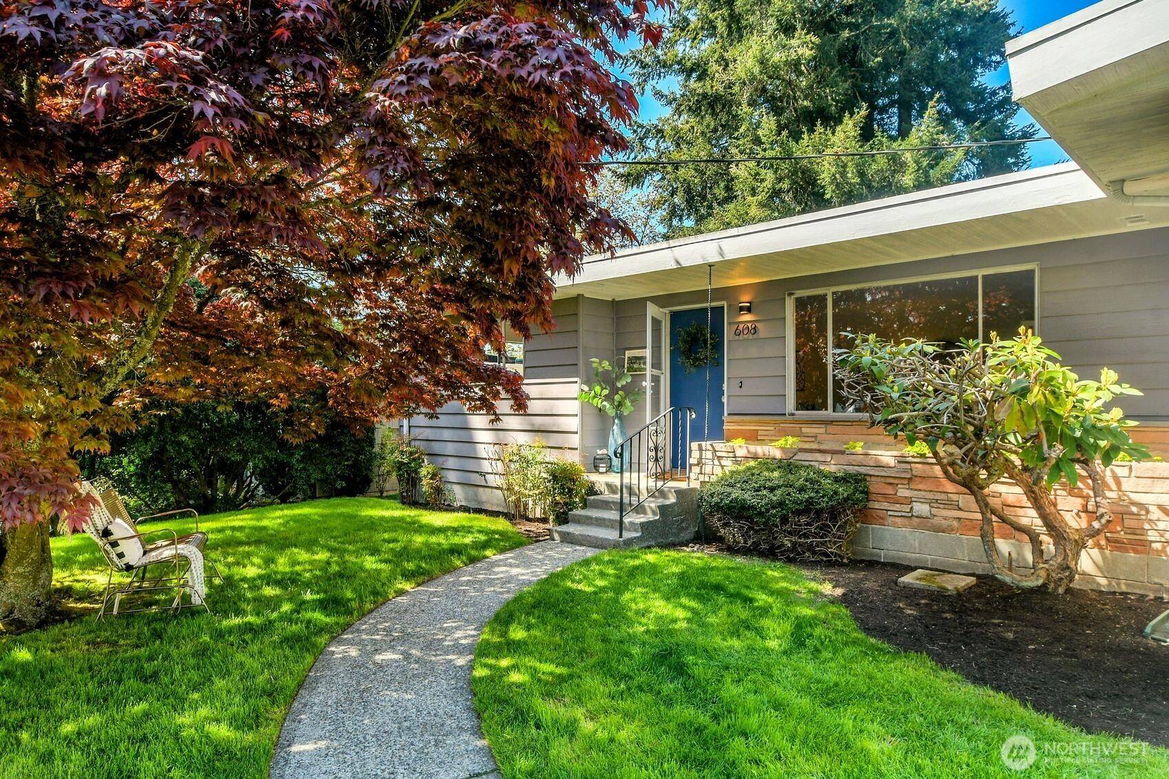 Seattle, WA 98177,608 NW 126th PL