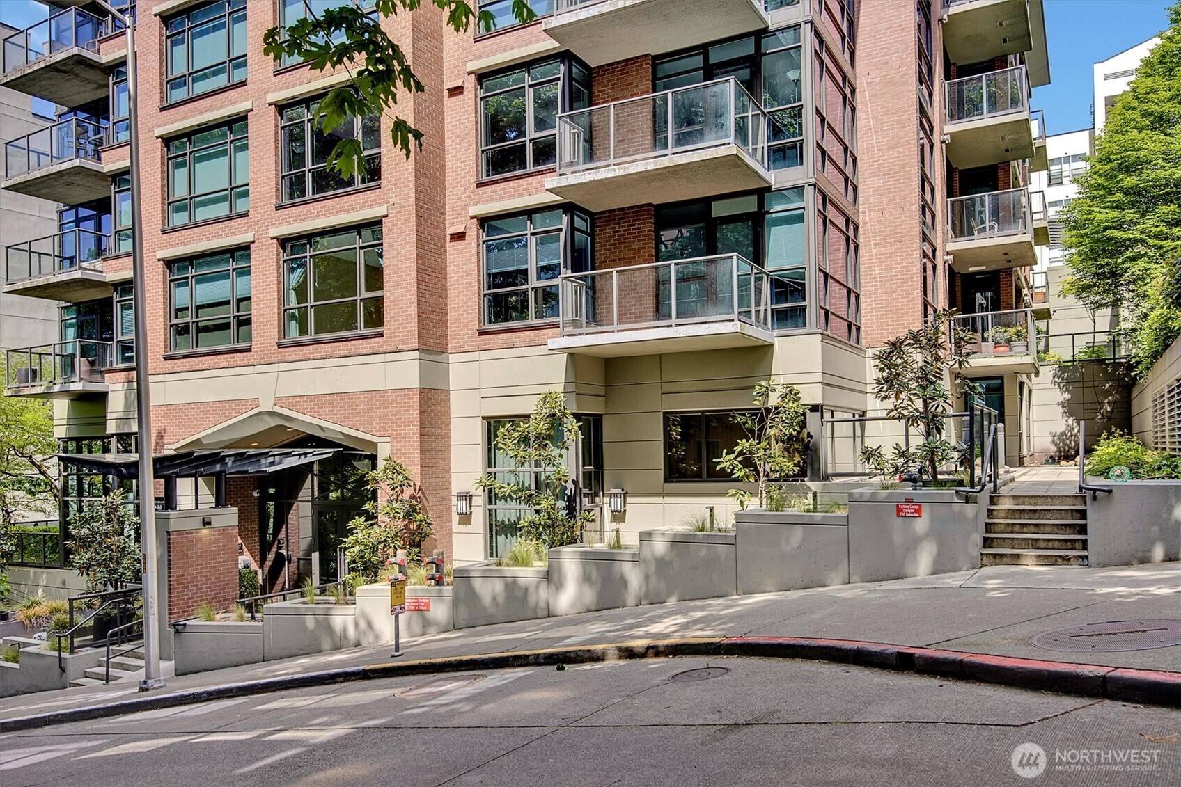 Seattle, WA 98101,1420 Terry AVE #603